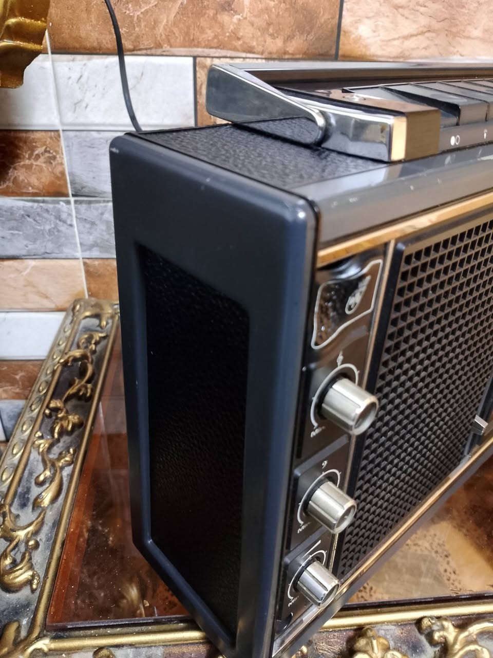 راديو قديم الماني للبيع سحب قوي مكاني بغداد الشعب هاتف ***********
