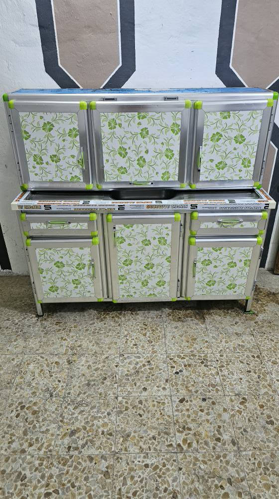 سنكي متر ونص نضبف اي ضرر مابي مثل مشوفة بصورة تسكام نضيف كلش بطنة نضيفة العنوان نجف حي جزيرة سايدين مطعم العكايشي فرع جامع ثقلين *********** النجف, العراق
