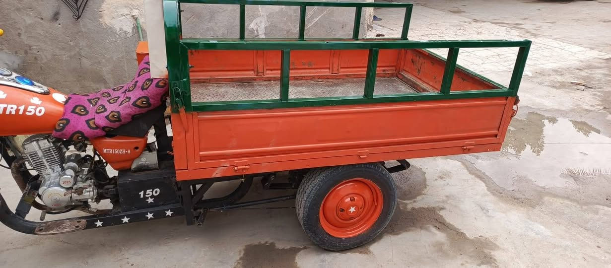 سلام عليكم شباب ستوته ام تيار لبيع مديل ١٦ وراق سعر واحد ٥٠٠ بيه مجال مكان قرنه ناحيه ثغر رقم هاتف ***********
