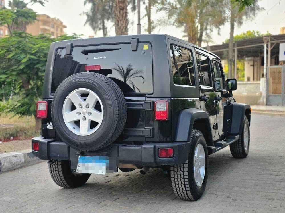 فبريكا بالكامل استوك بدون اي تعديلات عداد 146.000 الف رقم الماتور نفس رقم الشاسيه كوتش جديد كل حاجه شغاله بكفاءة عاليه لا تحتاج اي مصاريف 
مدينة نصر. 01150539492 القاهرة, مصر


**إذا كنت صاحب هذا الإعلان وتريد حذفه لأي سبب، رجاءا أرسل رسالة إلى الدعم الفني**