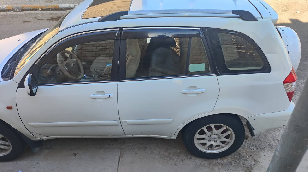 🚗 شيري تيجو موديل 2012 للبيع 🚗
السلام عليكم  سيارة تيكو عائلية ونظيفة جداً للبيع، وبكامل مواصفاتها وجاهزة للاستخدام. التفاصيل كاملة بالأسفل 👇:

​الموديل: 2012 ميكانيكي

​اللون: أبيض  ⚪

​الرقم: قادسية 16  (رقم إنجليزي) 🎴

​السنوية: مجددة وجاهزة لغاية عام 2031 

​الهزة :  لشهر العاشر القادم اله تنتهي .

​الملكية: السيارة بإسمي مباشرة (التحويل مضمون وسهل وبدون أي تعقيدات).

​🛠️ حالة السيارة والضمان:

​السيارة مكفولة كفالة عامة، وبس بيها 

((الجاملغ الأمامي مبدل فقط ))، السيارة نظيفة جداً وجاهزة من كل النواحي ٫  

♦(( كير ميكانيكي  مبدل جديد بيها)) ♦

​📌 مكان تواجد السيارة: [: الديوانية / حي الشرطة ]
رقم الموبايل : *********** 

السعر : 50 وبيها مجال
