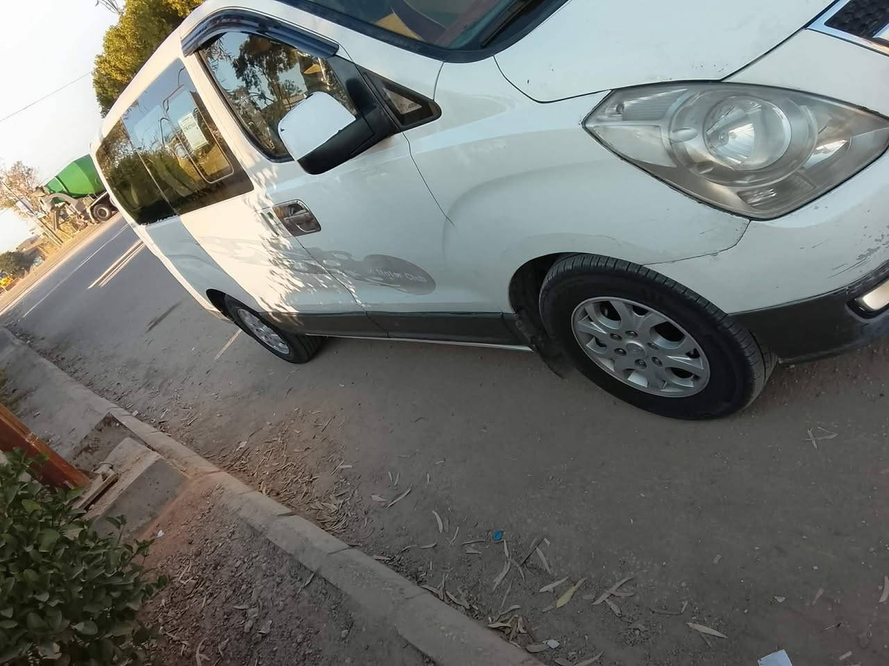 السلام عليكم ستاركس للبيع 2010 بيه بس بارد واضح بالسونار والباقي كفاله عامه رقم كربلاء إنكليزي بسمي سعرها 145وبيه مجال اتصل على هذا الرقم اني مكلف بالنشر ***********
