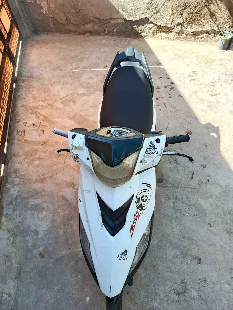 دراجه سيام للبيع سعره 150 مكاني بطويريج شغاله سلف بس باتريه ضعيف واشتغل هندر بس من دوسه يطلع صوت من تشتغل يروح كهربائيات كله شغاله


**إذا كنت صاحب هذا الإعلان وتريد حذفه لأي سبب، رجاءا أرسل رسالة إلى الدعم الفني**