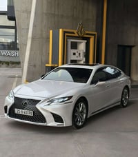 لكزس LS500 • ٢٠١٨ • ٦ سلندر توين توربو