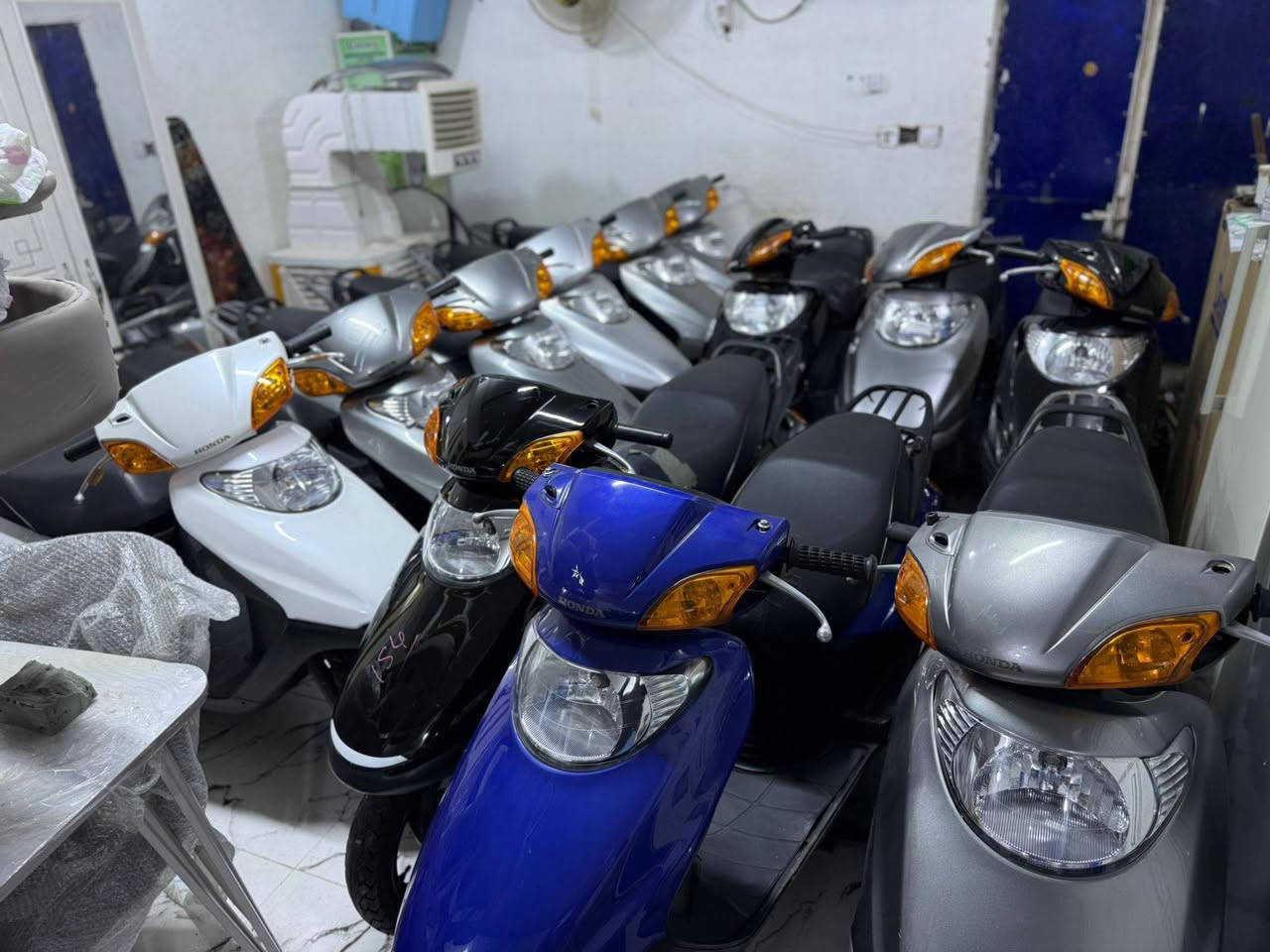 السلام عليكم دراجات سبيسي 12 وحده دراجات رمبه ما مستخدم جاهزات بدون نقوصات الاستفسار  على الرقم ***********
