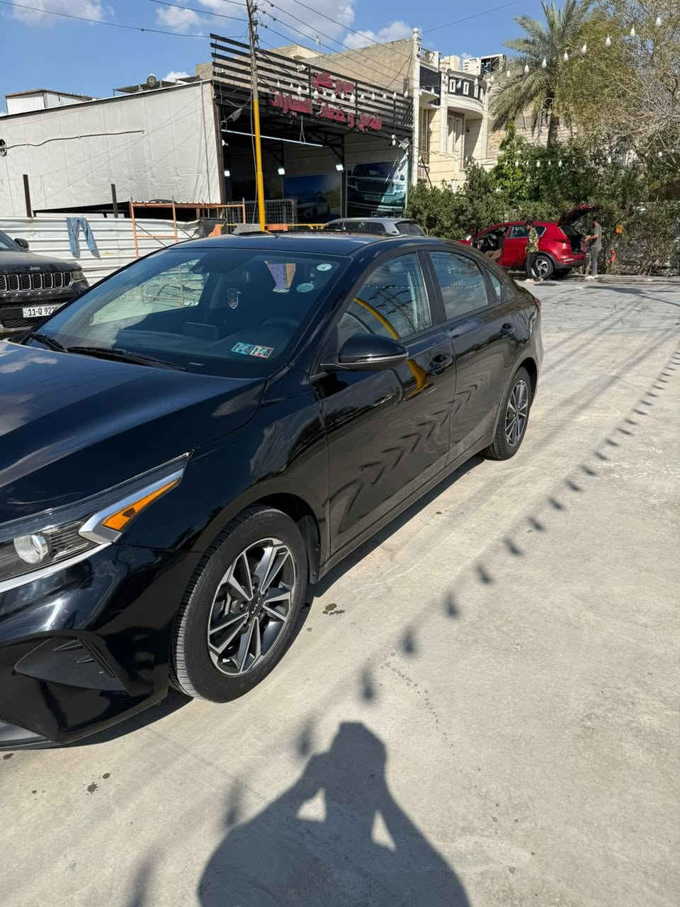 سلام عليكم للبيع كيا فورتي 
مكلف بالنشر اكرر مكلف بالنشر رقم صاحبها موجود 

فورتي ٢٣ 
بدون دواخل 
بدون شاصي 
راديتر بلاد 
كاعيات بعده ممشدوده
ماشي 34 الف كيلو 
لون اسود فحمي 
مواصفات ex 
ربع بنيد ب١٤٨ وبيها مجال شي بسيط  استعمال شخصي واعتذر عن الاطاله سعر معجبك اعبر المنشور بكلمه طيبه 
*********** احمد اغا 
*********** علي
