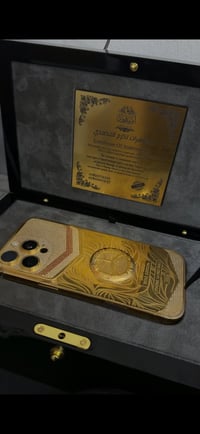 آيفون ١٦ برو ماكس • ذهبي • ضمان سنة