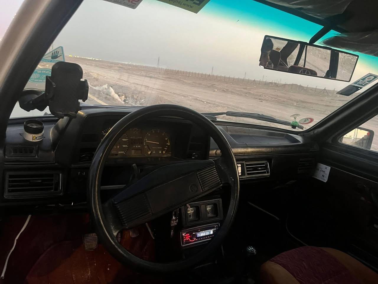 سلام عليكم للبيع بسعر مناسب مستعجل على بيعته برازيلي 1986سياره  بلاديه وجاهزه من كل نقص رقم بغداد انكليزي سنويه لغاية ٢٠٣٠تبريد شغال سياره جاهزه واصل وتساب فقط فقط مكان سياره نجف ***********
