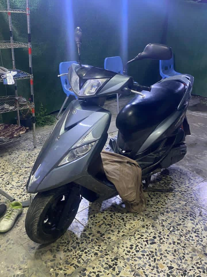 السلام عليكم ماكس ثعلب 140 دراجه مال رمبه صارله شهر و9 ايام دراجه ختم واحد ويه المكينه مكفوله المكينه مامفتوحه كفرات مختمه ختم واحد نكره سلف اي وقت مكينه الله شاهد متسمع صوتهه دراجه حلوه وتفحص يلا تاخدهه السعر 830 الف بيه مجال شي بصيط مكاني بغداد الشعله الرقم ***********
