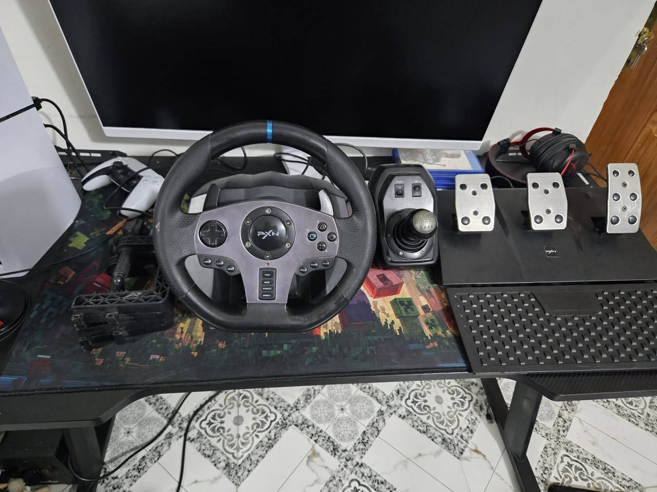 .
سلام عليكم دركسون v9 مستخدم للبيع كلشي شغال مابي اي مشكلة سعرها 
80 الف 
مكاني بغداد الشعب 
رقم التواصل *********** واتساب واتصال
