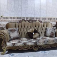 طخم ملكي 2كبار 4صغار للبيع 500الف بيها مجال 07745671707