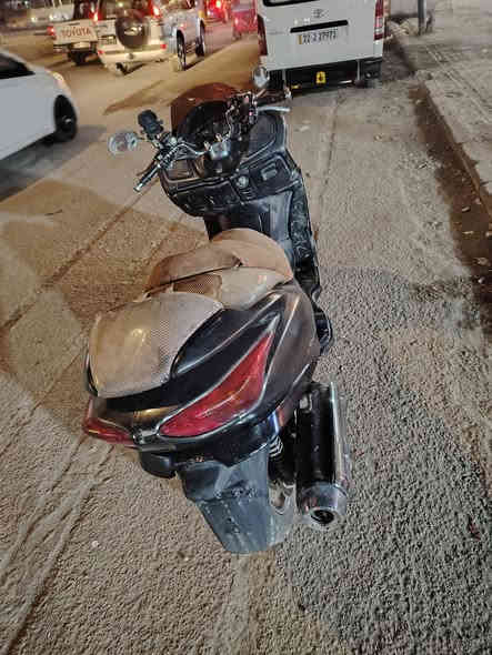 سلام عليكم من ارخص الدمن دراجة فورزة بصمة محرك خير من لله لا تنقيص ولا تبخير كهربيات كلهة شغالة لابت زنون اصلي كفرات يحتاج شوية ترتيب دراجة نكرة بكل وقت ونقص ستان تعليك سعر كلش مناسب 500الف مكاني شعب حي بساتين ***********
