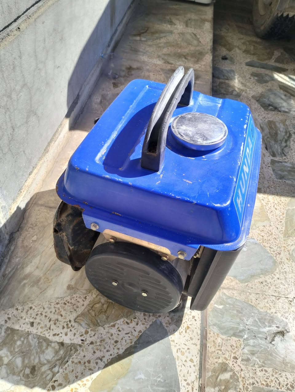 عندي هاي  مولده للبيع شغاله بس صار فتره متروكه السعر 50 الف مكاني حي عروبه 
/***********/
