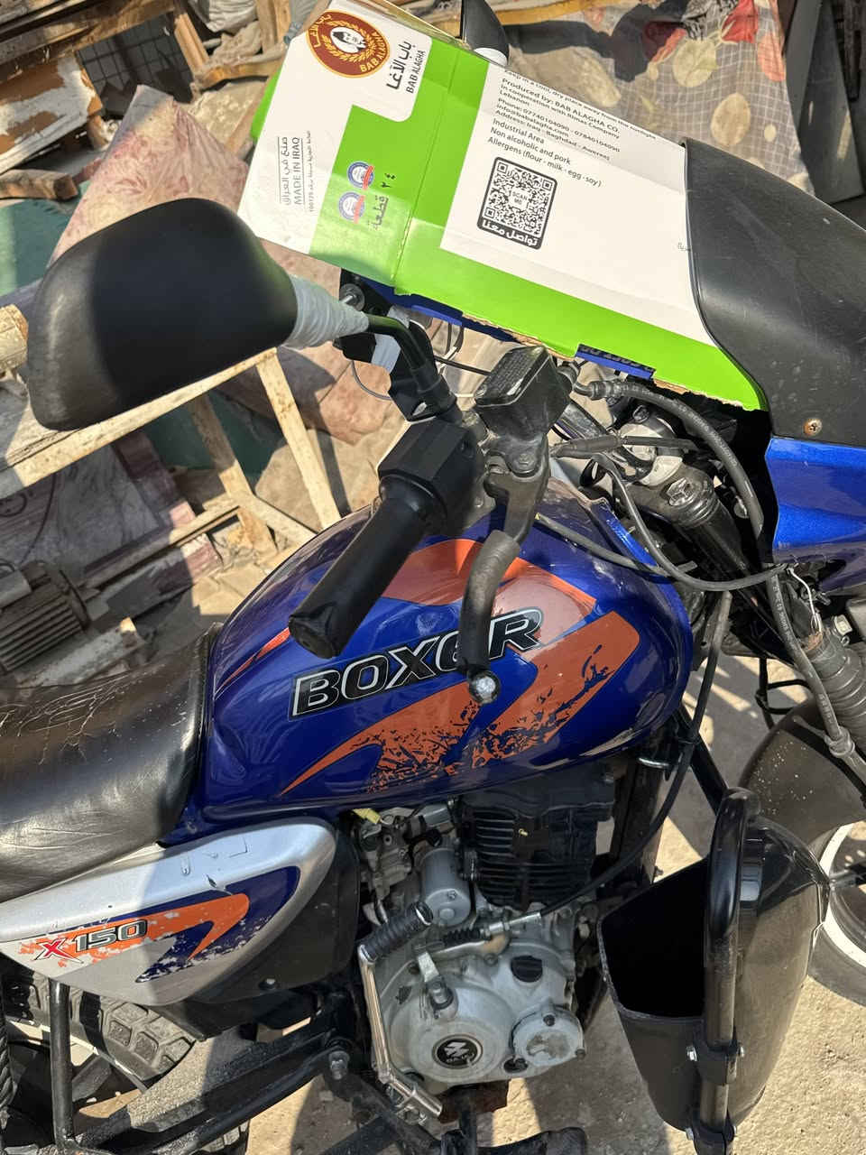 السلام عليكم بوطسر مو ديل ٢٢ بدون اوراق دراجة مكفولة لا تبخيرر ولا نضوح نقصها بس كفر الباتري بعد مابيها نقص للبييع بسعر ٨٠٠ الف مكاني منصور او وشاش ***********
