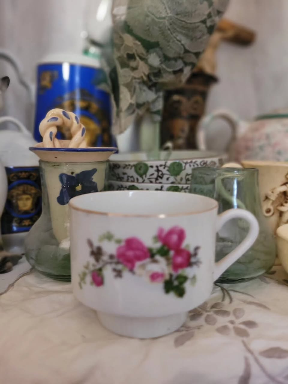 إن الله يعطي القلب وعليك أنت أن تملأه🩵
#nostalgie_antique


**إذا كنت صاحب هذا الإعلان وتريد حذفه لأي سبب، رجاءا أرسل رسالة إلى الدعم الفني**