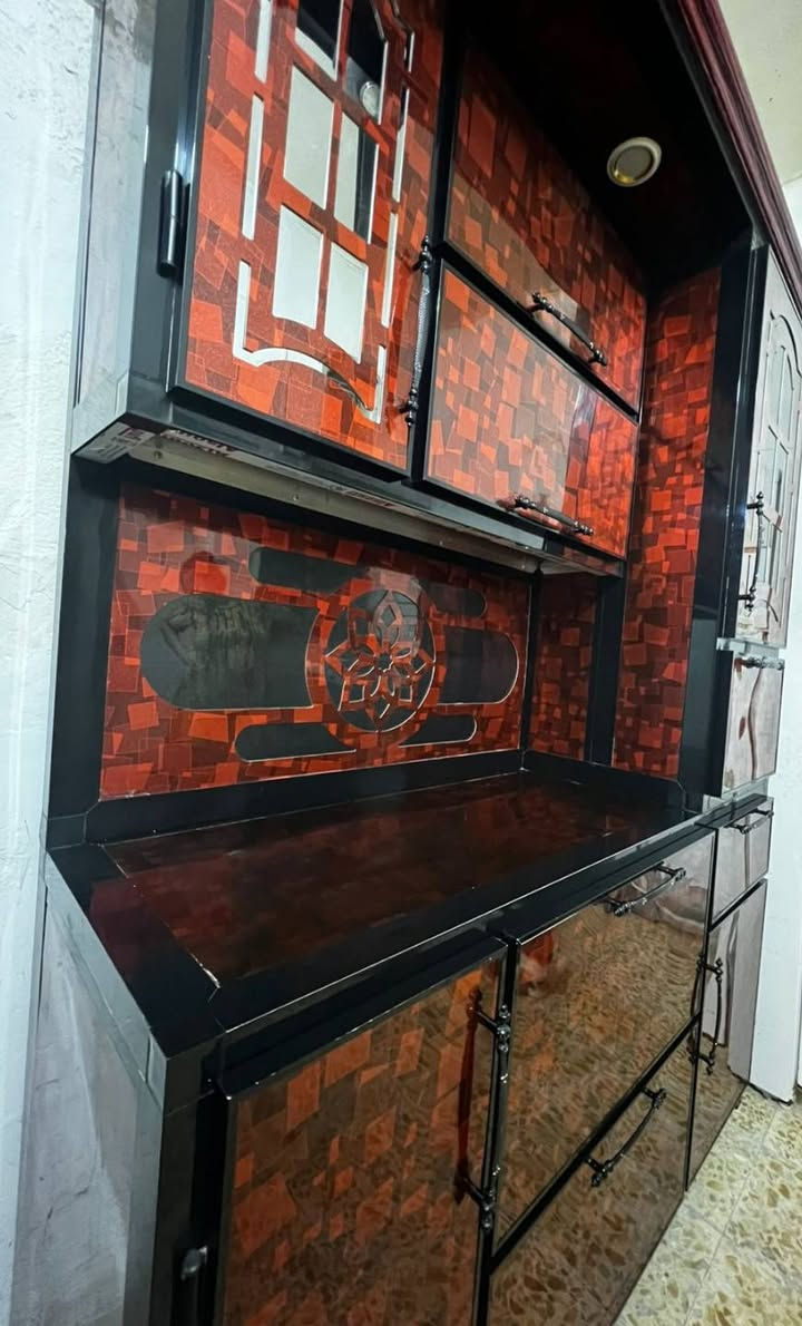 كاونتر نضيف 3قطع سعر 250 مكان زعفرانيه للاستفسار ***********
