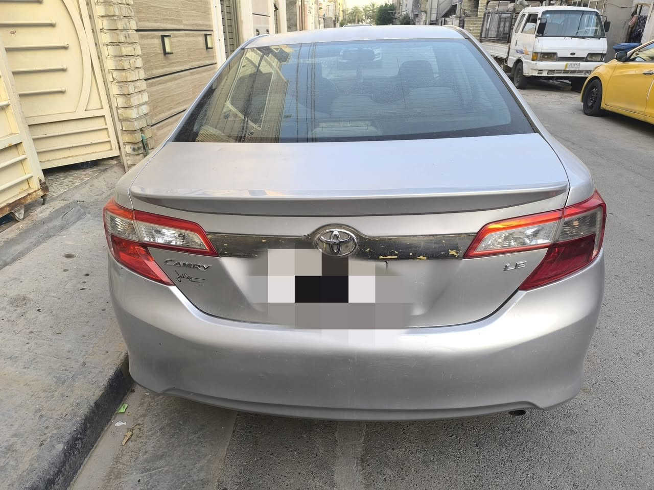 السلام عليكم
تويوتا كامري موديل 2012
رقم واسط انكليزي 
وارد امريكي محرك 4 سلندر  2500
مواصفات Le
عداد مسافة 165 الف ميل 
محرك كير تبريد شرط 
السيارة حادثها سرقة مثل ما موضح بدون اي ضرر أو دواخل 
بيه رش 4 قطع بسبب جراد وتبديل بنيد من امريكا 
السياره كفاله تكم لغود شواصي 
ايرباكات سليمه 
السياره مال جني 
هزه شهر الرابع تخلص هذه السنه 
كهربائيات كلها تشتغل 
شاشة اندرويد بلايدي بلوتوث 
تايرات تخم جواها 
صدر نص عمر قبل 4 اشهر مبدله كامل 
السيارة باسمي تحويل مباشر 
السعر 127 ورقه 
مكاني بغداد أو كركوك 
الرقم ***********
واتساب او اتصال 
ملاحظة جميع تفاصيل تم ذكرها بالمنشور يعني فقط الشراي يتصل
