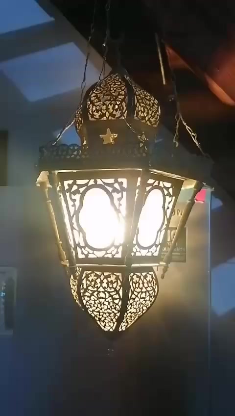 فانوس نحاس قديم نضيف جداً السعر ٦٥ ألف


**إذا كنت صاحب هذا الإعلان وتريد حذفه لأي سبب، رجاءا أرسل رسالة إلى الدعم الفني**