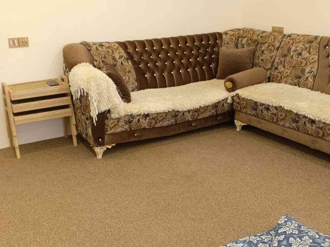 ئه م تاقم قه نه فه بو فروشتن ده ست كردي اصله زور تازيه نرخي 225 مه عامه له شوين كه لار مشتريت تيل بو خاوني به كه ‏‪***********‬‏ تكايه نامه منيرن تيل بو خاوني به كه
