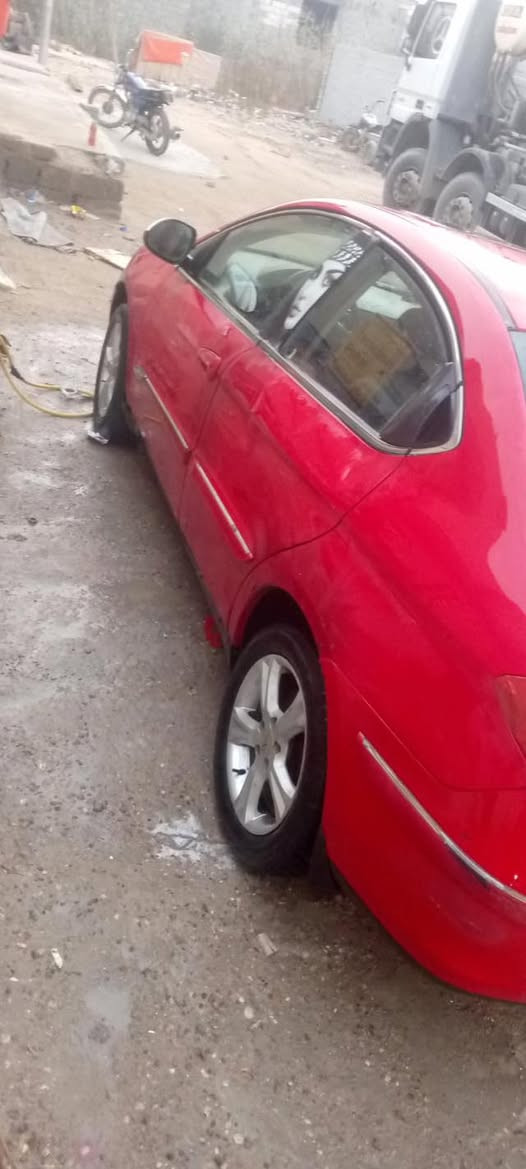 سلام عليكم سيارة للبيع  نفاذ سنويه 27 حداديه 100 /100 البدي شوف العين تايرات نص عمر مكينه وكير كورلا ام طاحونه الحديثه صار شهرين من شادها بعدها بل ضمات مكينه وكير كفاله كهربايات كلهه شغالة العنوان البصرة ابو الخصيب سعر 35 
شرط تحويل باول سبوع تشتري تحويل ما تحول لا تنتصل ولا تعامل لئن راعيها يريد تحويل مكلف بل نشر شراي ينتصل بصاحب سيارا ((مكلف بنشر مارد على تعليقات انتصل بصاحب سيارا)) 0771 251 0755
