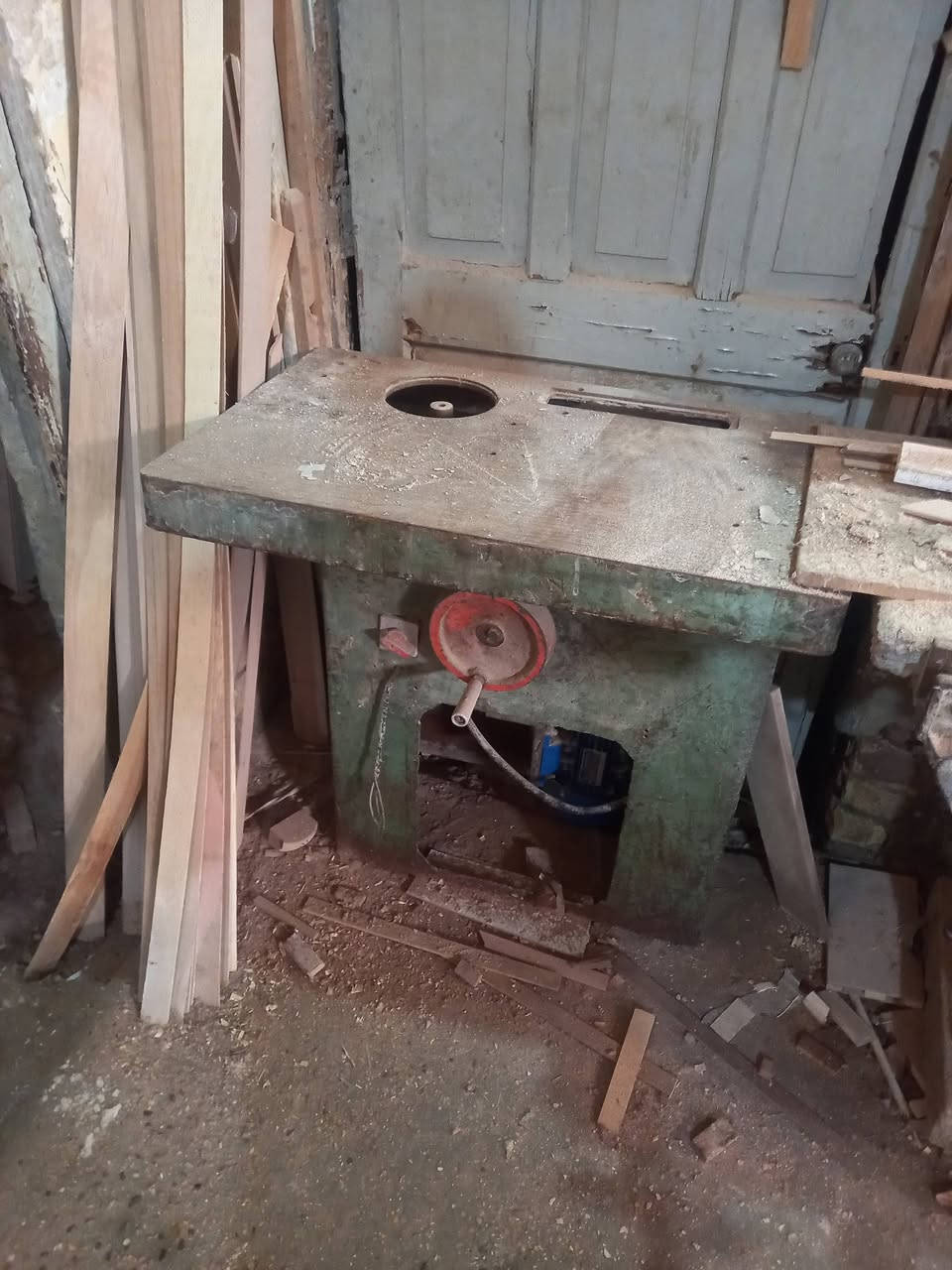 لمساويه + فريزه
***********
