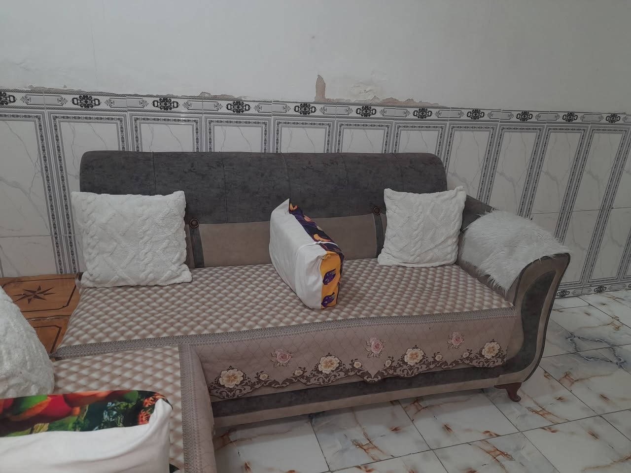 ديوان ٥ مقاعد سعره ٨٠ وبي مجال


**إذا كنت صاحب هذا الإعلان وتريد حذفه لأي سبب، رجاءا أرسل رسالة إلى الدعم الفني**