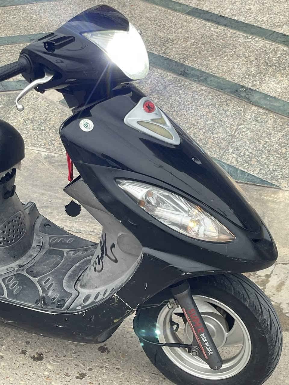 سلام عليكم دراجه كامكو موديل 2016مكفوله كفاله عامه السعر ٨٥٠  قفل كلش من الاخير للستفسآر اكثر ***********
