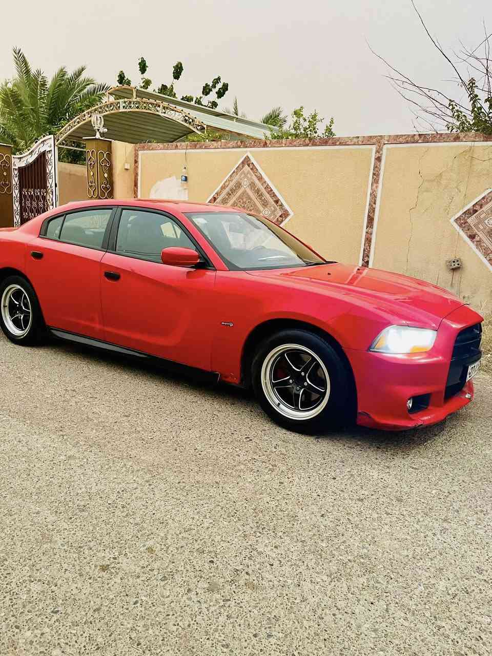 السلام عليكم
جارجر 2014 مسجله بلسنويه 2015
رقم ذي قار دولي شرط التحويل والغرامات
محرك 3600. شاده بلجديد
كير بحاله ممتازه 
تبريد ثلج 
ويل رياظي 
بيها قطعتين تبديل وبيها بارد بلجاملغ الخلفي 
سياره خير من الله 
ماشيه 149
كير طياره شاشه جبيره
بس بيها الدعاميات يرادلها صبغ فقط 
السعر 145
للاستفسار*********** واتساب
