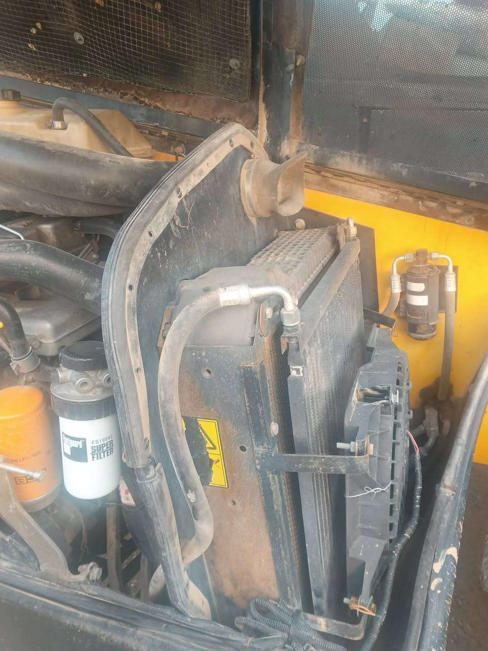 سلام عليكم شوفل رافعة شوكية سلايت موديل 2007 للبيع ستفسار عل رقم وتساب كلو شرط  ***********
