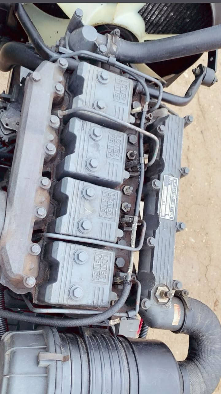 للبيع مولد لستر بتر انكليزي 4 بستم 20 كيفي 
مولده جديده ونضيفه 

للاستفسار اكثر اتصال ع رقم ***********
