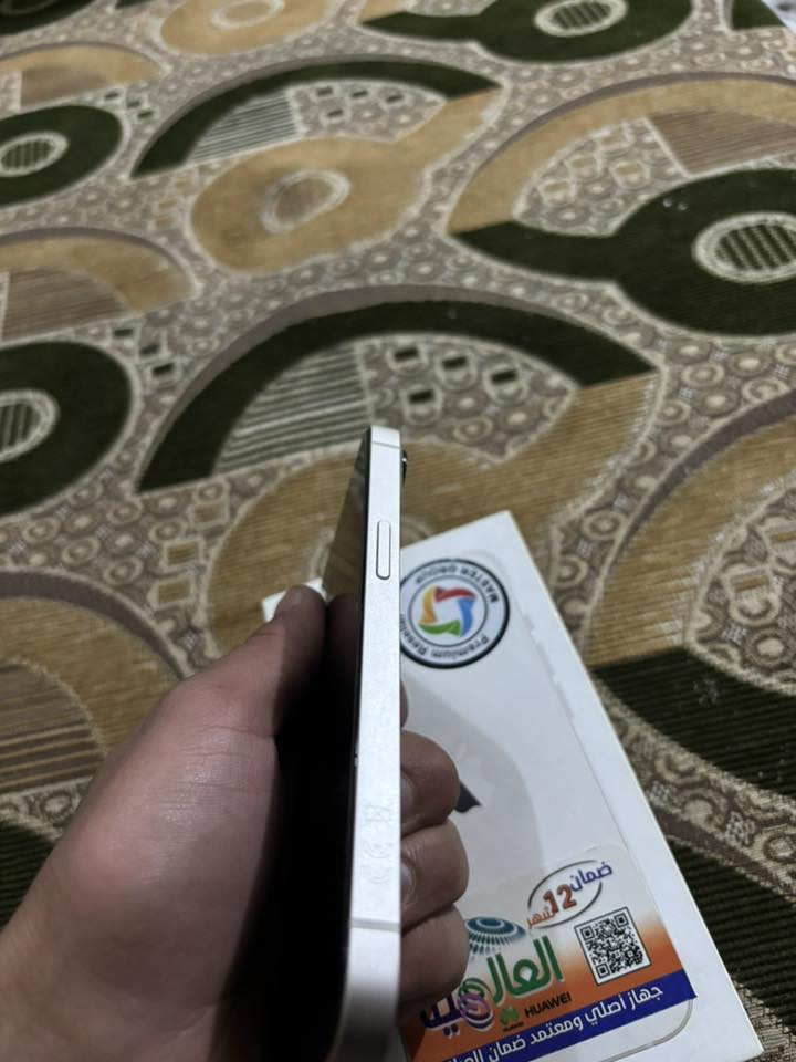 السلام عليكم آيفون 13 عادي شرق اوسط خط واحد جهاز جديد مكفول من كلشي خدش واحد مابيه بطاريه ٩٩ ذاكره ١٢٨ جهاز جديد بمعنى الكلمه بعده تحت الضمان مكان كربلاء طوريج رقم الهاتف *********** سعر الجاز ٥٧٥ وبيه مجال كلش بسيط
