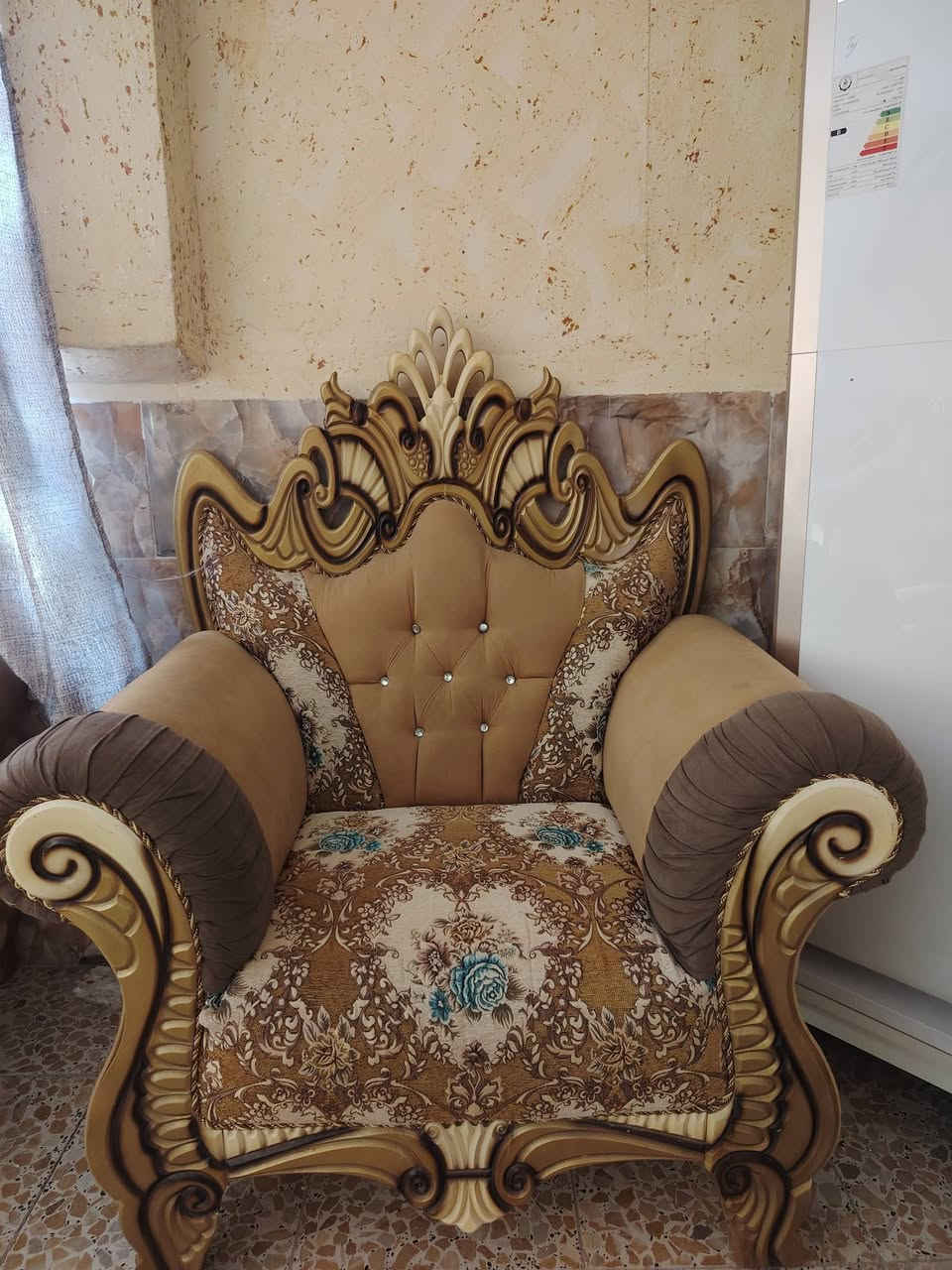 السلام عليكم
تخم للبيع عشر مقاعد تزكام الأصلي
كلش نظيف السعر ٦٥٠ وبي مجال للشراي
الأستفسار على هذا الرقم ***********

