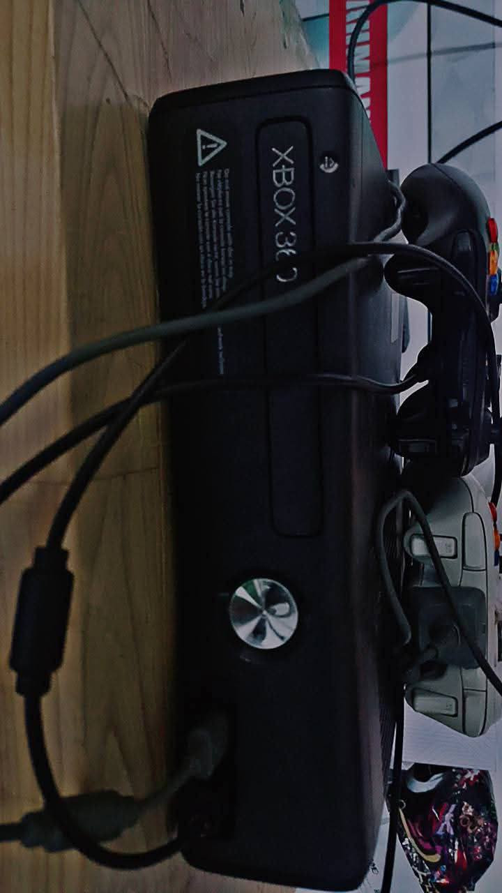 السلام عليكم اكس بوكس 360 سلم نظيف ومهكر
مع كامل ملحقاته الأصلية 
مامصلح ولايعلك
جوستك عدد2 أولى اصلية باتري بلوتوث
وثانيه خلل بالگير فقط
:86لعبه مميزه+العاب أطفال
جي تي اي بيس حرب .....
هارد :250

العنوان:البصرة/الزبير/
للتواصل ***********
السعر 90 قفل

🔴 ماعندي توصيل
