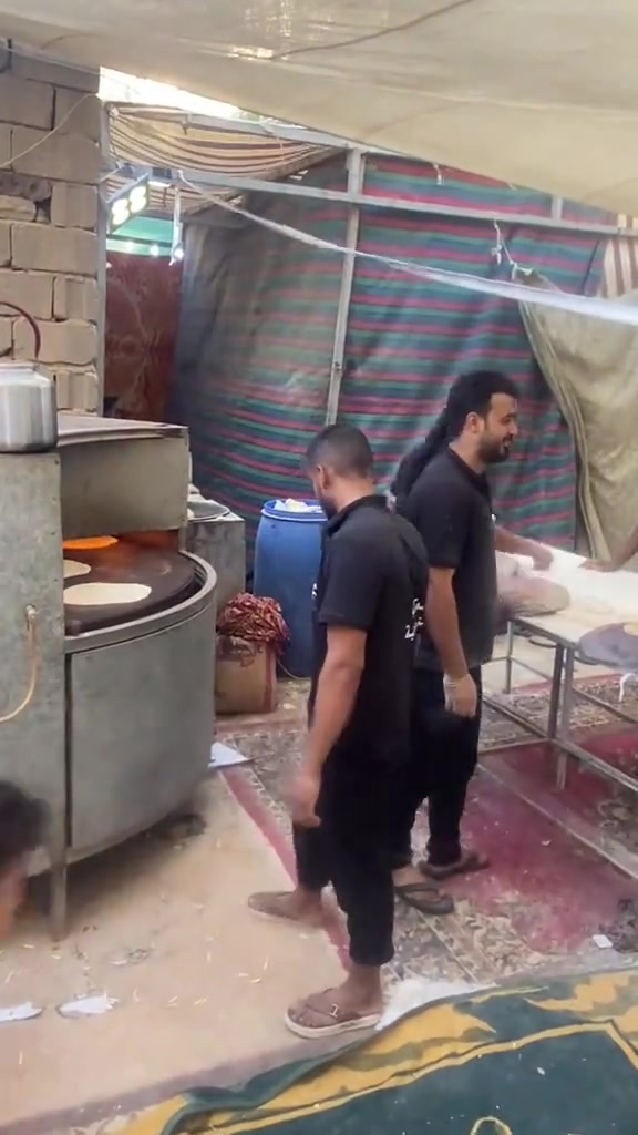 سلام عليكم عندي فرن دوار خبز للبيع سعره خاص أو الاستفسار ***********
