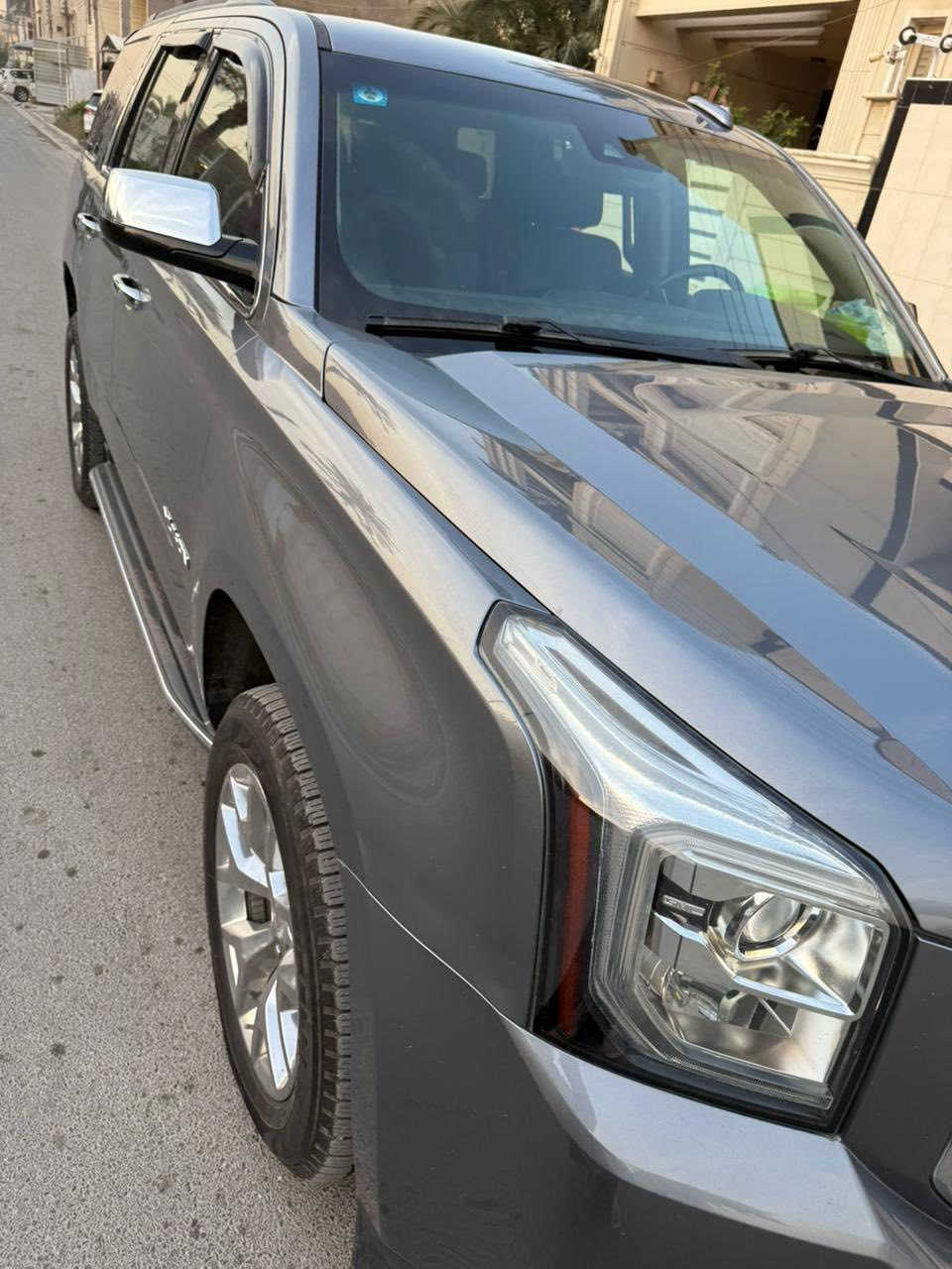 السلام عليكم جمسي يوكن مواصفات SLT موديل 2020 الضرر جاملغ خلفي السيارة جديدة اي نقص مابيها السعر 21800$مكان السيارة بغداد المنصور***********
