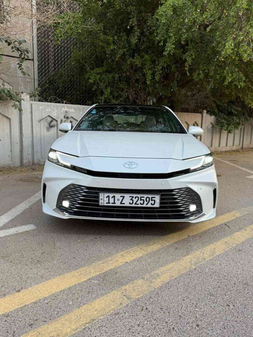 تويوتا كامريGLE   2025 ♻️
‏Toyota Camre   HEV 2025 ♻️هايبرد
عداد المسافه km
19500 الف
بلد المنشأ : خليجي SAS تحت الضمان
سعة المحرك 2,5L هجين
مقاعد جلد + كهرباء + تبريد 
شاحن موبايل اصلي (وايرلس)
رادارات جانبيه
لد امامي ليلي ونهاري
لايت زينون LED + بك لايت LED
اشاره مرايه 
مفتاح التشغيل بصمة + دخول ذكي +صندوك بصمه
شاشه الحجم الكبير
أوضاع القيادة  Drive Mode
حساسات ضغط اطارات
تبريد شاشة مناخين منفصلين 
قطعتين تبريد
هاند بريك كهرباء 
كروس سرعه
‏ Auto Hold  أوتو هولد 
انظمه القياده :سبورت ،نورمال،eco
فقط بارد  بسيط بالجاملغ الخلفي وحافه الباب وموضح بالصوره + فديو
السعر 28.000$ وبيها مجال 
الموقع بغداد حي الجامعه 
رقم الهاتف ***********
