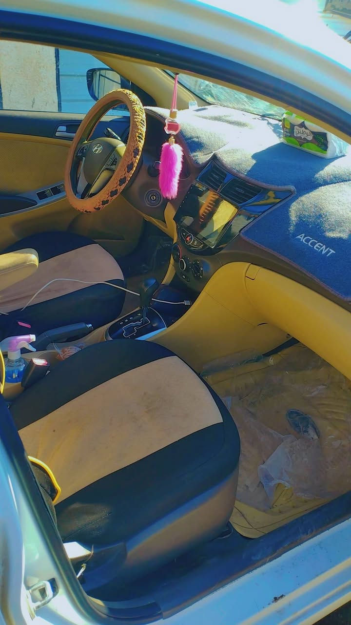 السلام عليكم اكسنت 2013 خليجي1600 دوش
السياره مثل ما واضحه كدامكم وهذا السونار تحكم ستيرن اشاير بلمري شاشا السياره خير من الله الي يريده يدخل خاص


**إذا كنت صاحب هذا الإعلان وتريد حذفه لأي سبب، رجاءا أرسل رسالة إلى الدعم الفني**