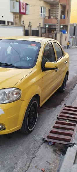 افيو ٢٠٠٩  داخل لونين هيئة وغرامات صفر كوبون بنزين بيها طختها خفيفه من ورا بدعاميه محرك كير تبريد تدفئه كلو شرط وشرط تحويل فقط سعر ٥٠ وبيها مجال 
***********
***********
