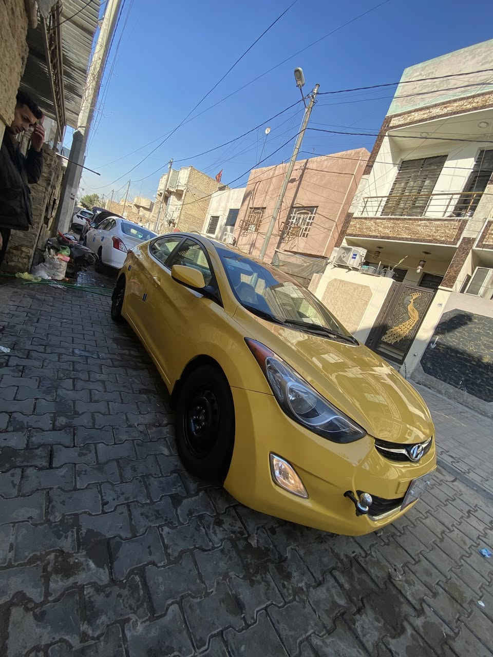 السلام عليكم
للبيع النترا 2013
رقم بغداد  تحويل ثاني يوم 
سنوية 2026 غرامات وهيئة مصفرة 
محرك 2000
كير وتو AT
وارد امريكي 
صبغ جديد فرن قبل سبوع مكفولة من الشخط 
محرك وكير مكفولات 
تخم تاير جديد 
صدر امامي خلفي جديد 
شاشة كامرة بك تغليف ارضية 
سيارة جاهزة وجديدة 
ليبل واحد بدون تبديل ضررهة من امريكا قبق جنطة جوة الرقم فقط معدلة نفسهة 

العنوان بغداد.الكرخ
الهاتف ***********
السعر 98وبيهة مجال بسيط
