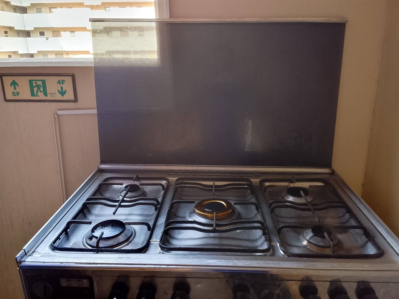 عندي طباخ عشتار الاصلي للبيع بسعر مناسب بس والله جيف بكان ما عندي وجبير ياخذ مساحة
115 الف 
رقمي وات ساب ***********
