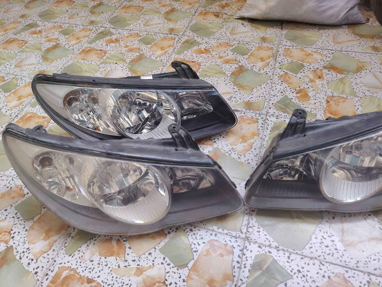 السلام عليكم من رخصه مدير الكروب متوفر غراض النترا مقدس من ٧ لل١١ للإستفسار خاص او *********** متواجد واتساب ومتوفر خدمه توصيل لجميع المحافظات العنوان بغداد الثعالبه
