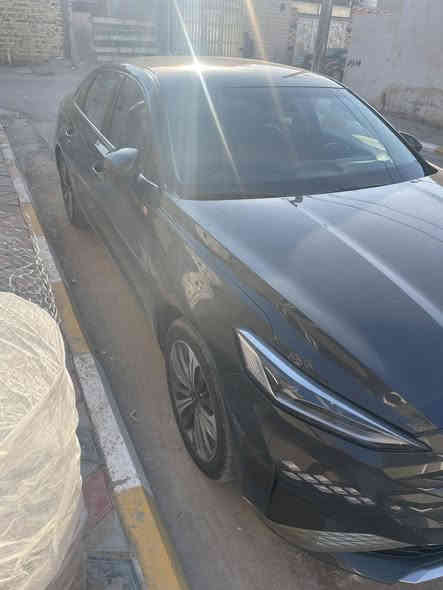 السلام عليكم 
Kia K8 2023
٦ سلندر غاز بلاد
مرقم باسمي
فول مواصفات عدا الفتحة
صبغ قطعه واحده وتبديل قطعتين بلادي نفس اللون 
سيارة جديدة 
السعر ١٩٠ وبيهه مجال 
*********** اتصال او واتس اب
