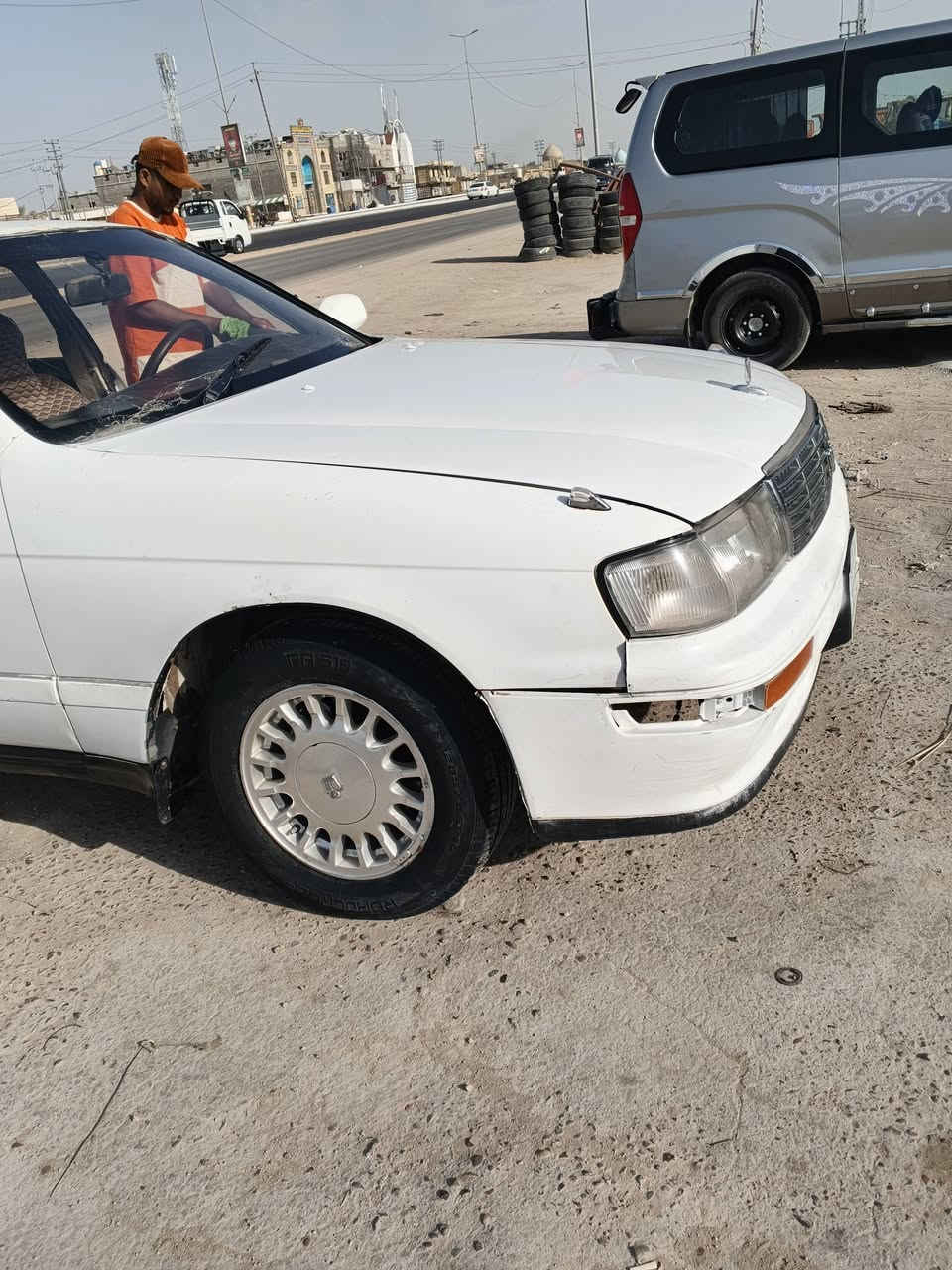 بطه كراون تويوتا رقم بابل مشروع وطني بيه كصه قماره مكينه وكير نضاف بلاديه بدون صبغ مكاني ناحية الحيدريه طريق كربلاء نجف سعره 35وبيه مجال ***********
