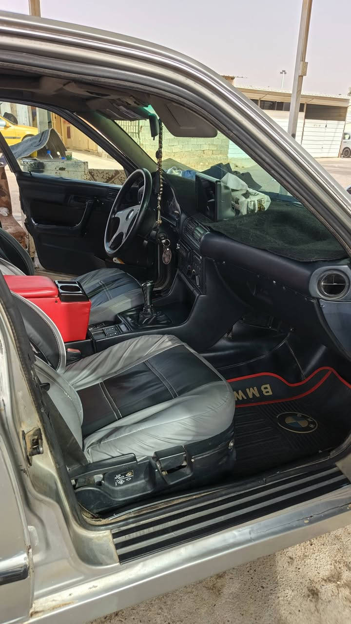 السلام عليكم
٥٢٥ كير عادي فتخه 
موديل ٩١ تبريد 
كير محرك صدر جدد 
شرط التحويل 
***********
