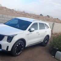 سورنتو ٢٠٢٥ • ماشيه ٩٠٠٠ • مكفوله عامه