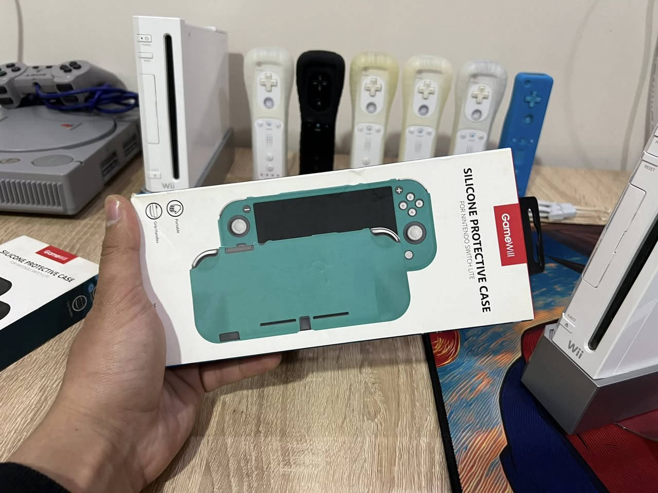 كفرات نينتندو سويتش لايت عالية الجودة
سعر القطعة 3000
قطعتين 5000
متوفر اكثر من لون ويوجد توصيل


**إذا كنت صاحب هذا الإعلان وتريد حذفه لأي سبب، رجاءا أرسل رسالة إلى الدعم الفني**