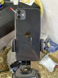 آيفون ١١ • ٦٤ • بطاريه ٧٦