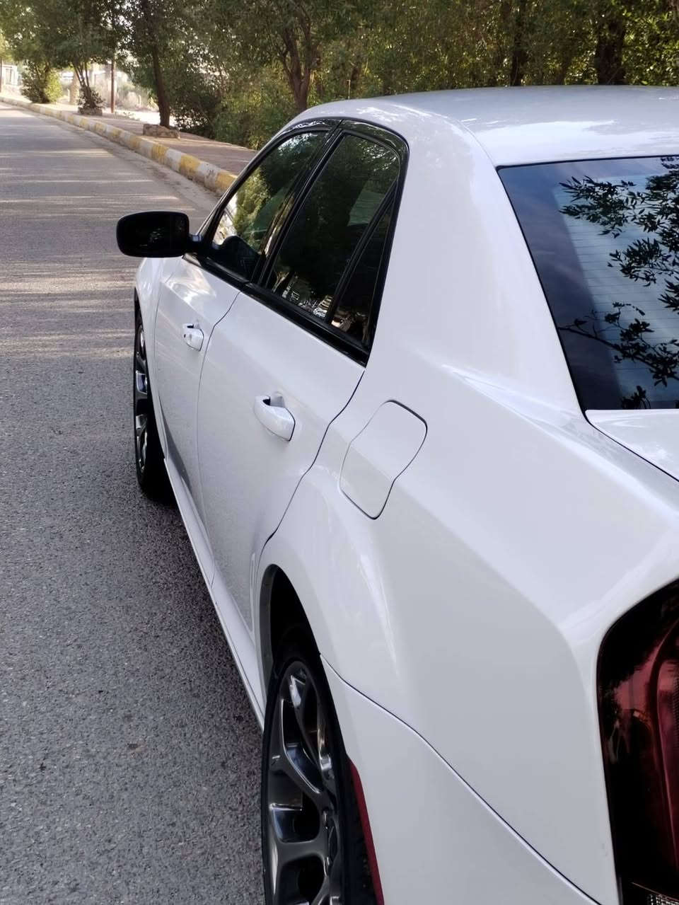 سلام عليكم
للبيع كرايسلر أوباما 
موديل 2018
كلين تايتل 
مواصفات سياره كندية 
محرك +كير + حداديه + تبرايد كله  بل جيس 
رقم أربيل وكالة تحويل 
السعر 258 وبيه مجال قليل 
رقم*********** 
مكان كربلاء
