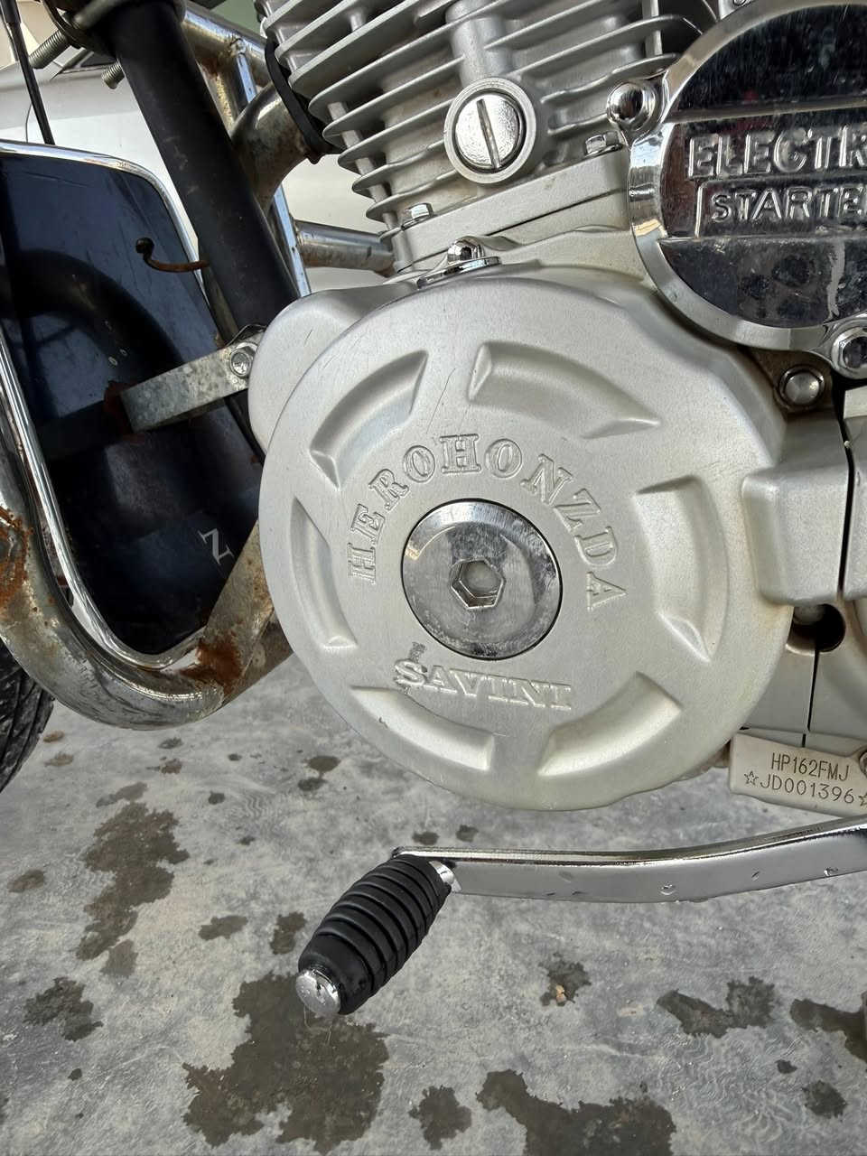 سلام عليكم يابة
دراجة أيراني موديل 2025دراجةًمناقصهة شي مكان الدراجة ديالى الخالص حي الجنود ولسعر خاص متواجد بس وتساب +964 783 079 2467


**إذا كنت صاحب هذا الإعلان وتريد حذفه لأي سبب، رجاءا أرسل رسالة إلى الدعم الفني**