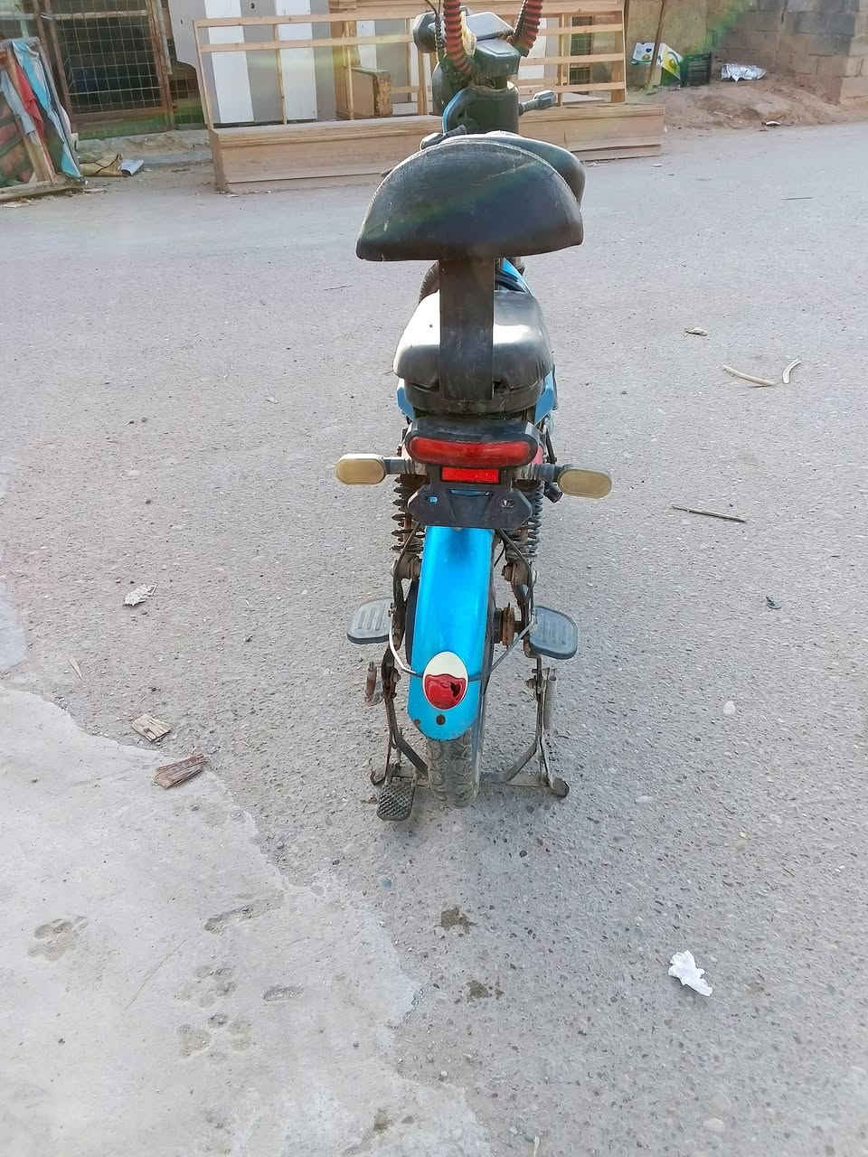 دراجه شحن للبيع نقصها بطاريات السعر 125 وبيها مجال مكاني بغداد رقمي ***********
